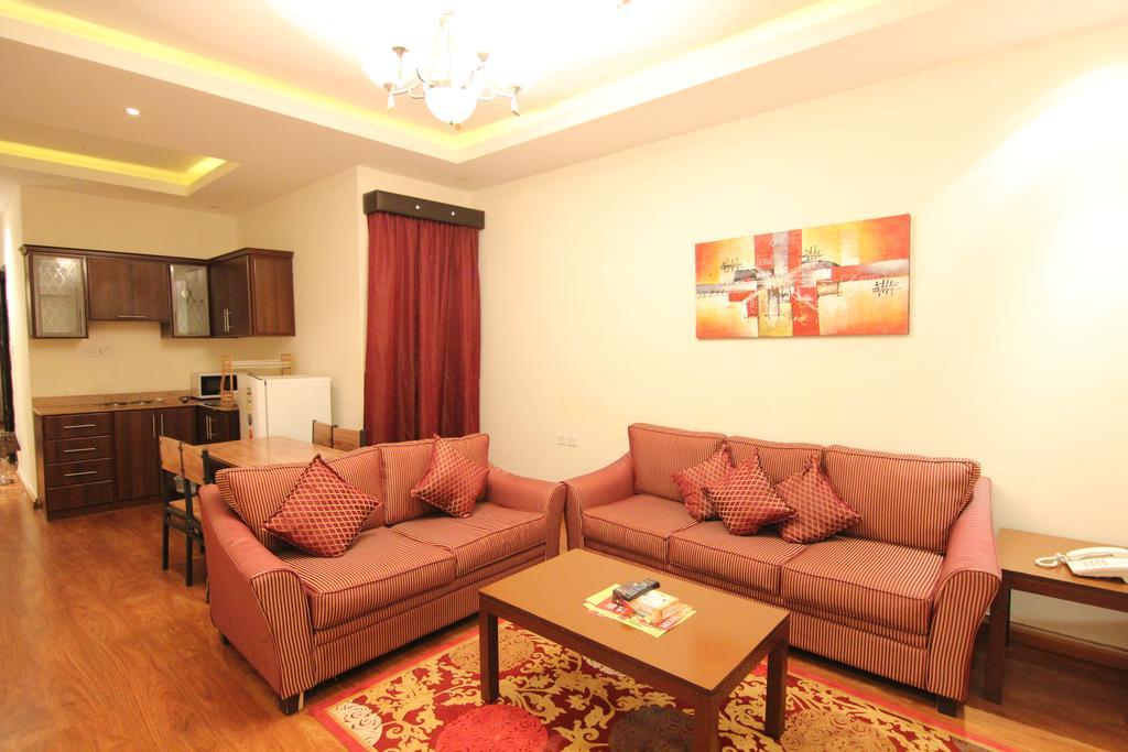 ריאד Towlan Hotel Suites 1 חדר תמונה